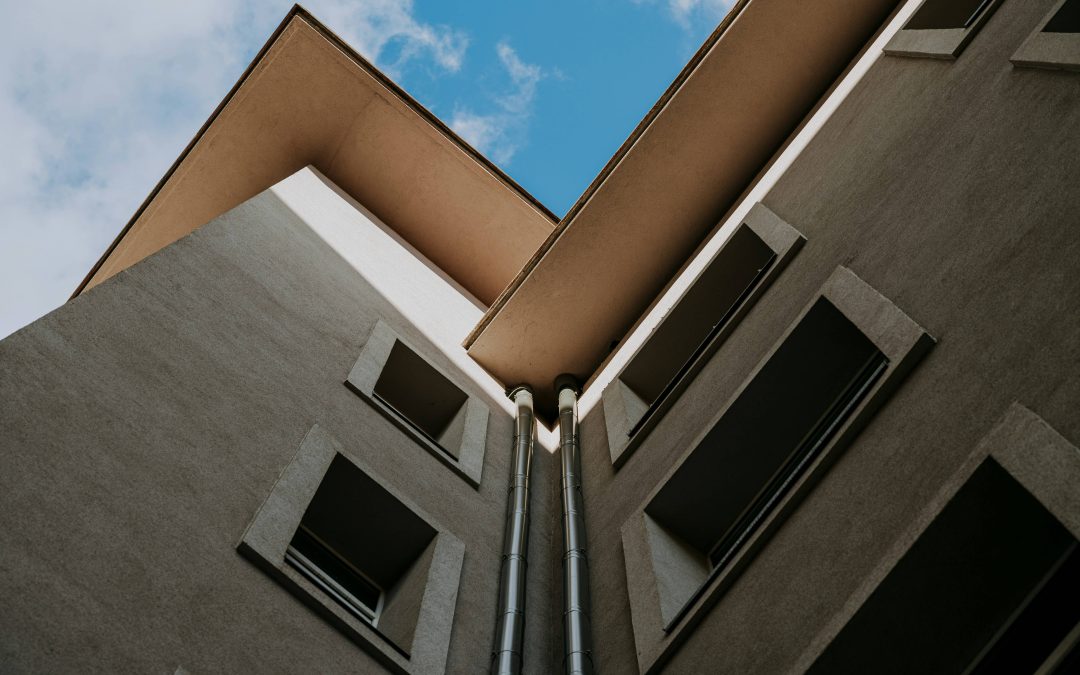 Why Gutter Maintenance Is Crucial for Commercial Buildings in Destin, FL